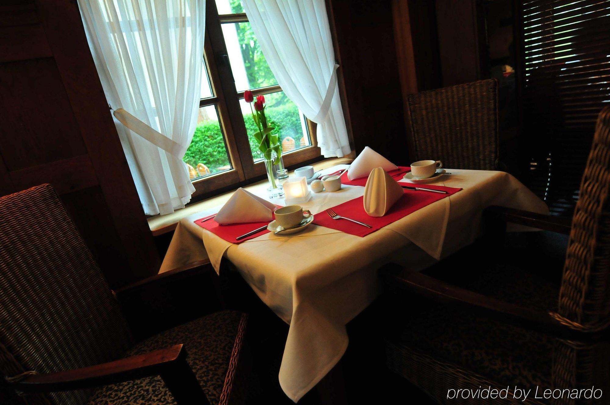 Hotel Am Ruhrufer Business & Golf Mülheim an der Ruhr Extérieur photo