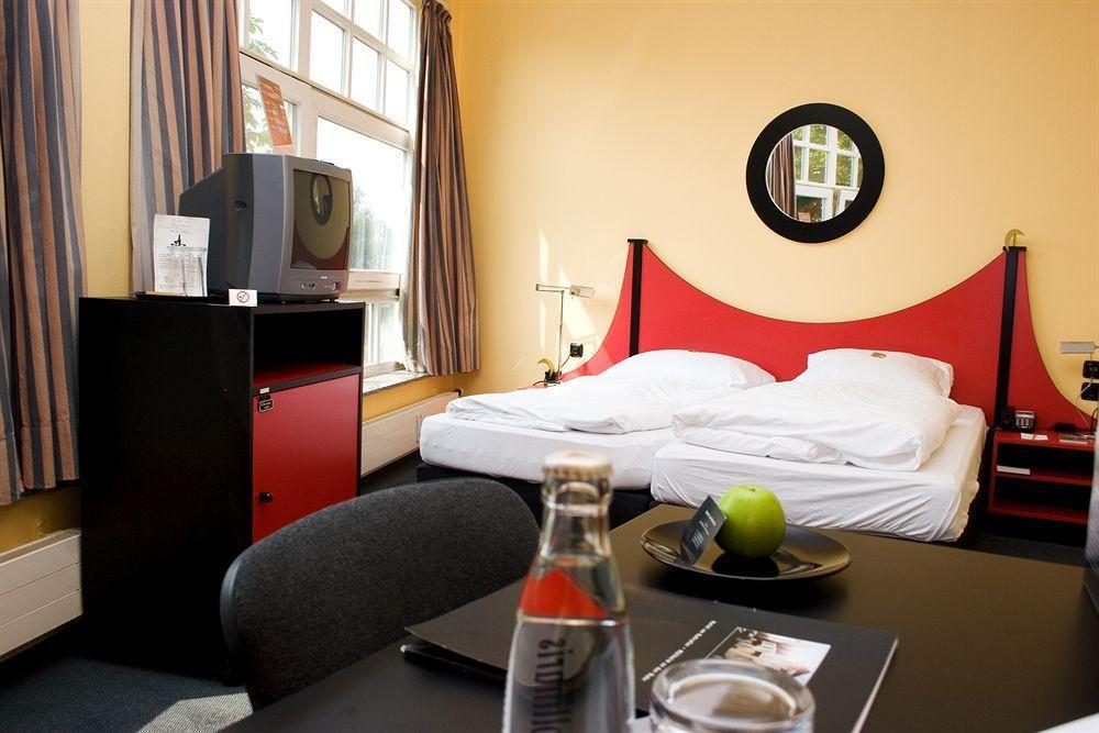 Hotel Am Ruhrufer Business & Golf Mülheim an der Ruhr Extérieur photo